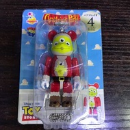 Medicom Toy Disney 2013 Christmas 一番賞 Happy Kuji no.4 聖誕三眼仔 Toy story alien 100% bearbrick be@rbrick