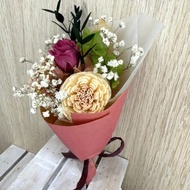 畢業季主題花卉 擴香索拉花小花束-3