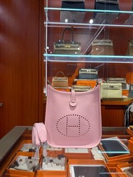 門市現貨～Hermes Mini Evelyne 3Q櫻花粉銀釦 K stamp