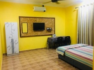The Pines Big Studio