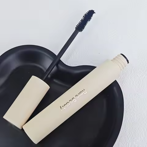 Rare Beauty High Elasticity Mascara Perfect Strokes Universal Volumizing Mascara Rare Beauty Volumiz