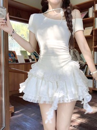 เสื้อยืดแขนสั้นผ้าไหมลูกไม้คอตตอนทรงสลิมฟิต Q Female Home Oxygen White Flower ทรงสลิมฟิต ทรงหลวม ทรง