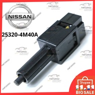 2 PIN  BRAKE SWITCH/ STOP LAMP SWITCH NISSAN SENTRA N16  25320-4M400 (PLASTIC BLACK)