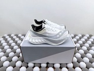 Saucony Endorphin Pro 4