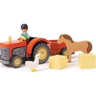 Tender Leaf Toys - Farmyard Tractor - Wooden Tractor Toy with Removable Trailer, Animals and Accesso