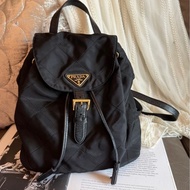 普拉達 黑色尼龍菱格紋背包 後背包 背囊 雙肩包 中古 包包 prada black nylon backpack