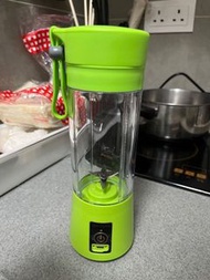 USB手動榨汁機 攪拌機 果汁 奶昔 smoothies