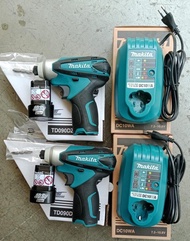 Makita TD090DZ Bor Obeng Baterai Cordless Impact Driver TD 090 DZ