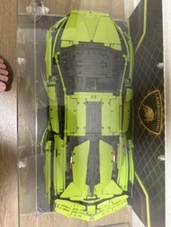 LEGO Technic Lamborghini 42115 砌咗擺設