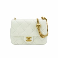 Chanel 展示品 霧金雙C粒紋牛皮心型金球方胖斜背包(AS3829-白)