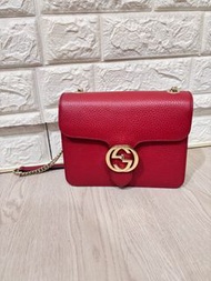 售二手正品GUCCI紅色金鏈風琴包