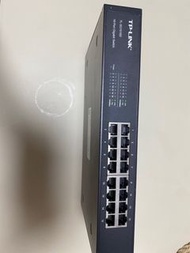 TP-Link switch(交換器）