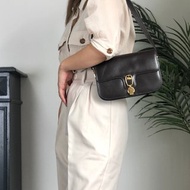 【日本直送 名牌中古包】CELINE સરીન 側背包 棕色 馬車 logo 釦飾 皮革 vintage mbdia8