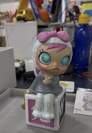 Silent Trick Molly Pink Moon Rabbit (17th Anniversary Statue) Molly十七週年限量雕塑