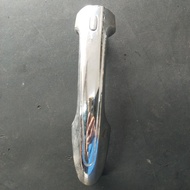 TOYOTA HILUX GD-6 DOOR HANDLE (ORIGINAL USED) 251256