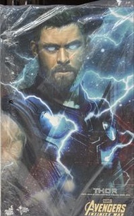 全新未開Hot Toys 復仇者聯盟3 雷神 MMS474 1/6 珍藏人偶