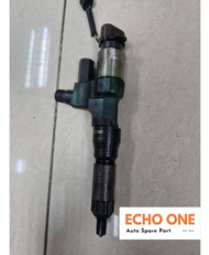 HINO Truck J08E 7.7cc Engine Injector Nozzle Used Original 1PCS