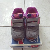"New Balance" 返學 上學 紫色系 粉紅 波鞋仔 運動鞋 魔術貼New Balance 574
