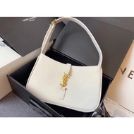 Women's begs Le* beg Shoulder begs Underarm begs