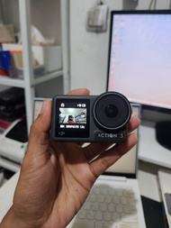 DJI Osmo Action 3 Adventure Combo - Action Camera