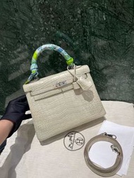 Hermes Kelly 25