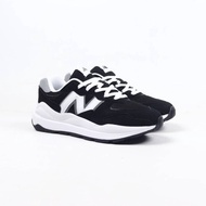 Sepatu NB 574 Black White - Sneakers Running Pria 100% ORIGINAL BNIB