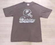 *M!RACLE*美式足球NFL邁阿密海豚隊Miami Dolphins頭盔文字美式印花淺咖啡色棉T