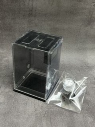 ✴️ 全新 昆蟲爬蟲 周邊用品 飼養箱 飼養盒 小夜燈 溫濕度計 加濕器 攀爬網 多用途 多功能 控溫控濕 透氣 高清高透 防臭通風 活餌 mini 小尺寸 小巧 小型迷你 桌上觀賞 養殖箱 養殖盒 