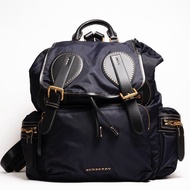 BURBERRY  The Rucksack Vintage 經典金色LOGO翻蓋中型後背包(藍色/M)