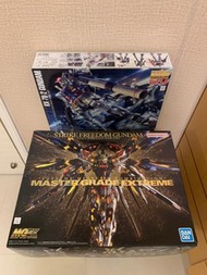 Bandai MGEX Strike Freedom Gundam & MG RX-78-2 3.0 Gundam