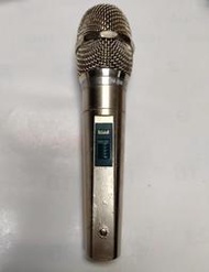 K歌專業級 動圈有線麥克風 INTER DM-200 (藍音頭) 瑕庛品 庫存品出清 上課.演講.唱歌 的最佳拍檔