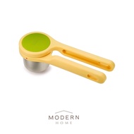 JOSEPH JOSEPH Helix™ Citrus Juicer / Citrus Press / Manual Hand Juicer / Squeezer / Citrus Reamer / 