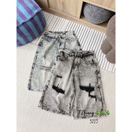 Fantastic and torn jeans ️‍ 3225