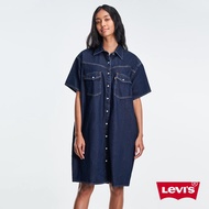 Levis 女款 寬鬆長版牛仔洋裝 / 側口袋設計 / 原色 / 質感珍珠釦 人氣新品