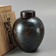 詢價 ¥850元。玉川堂造日本銅茶筒茶葉罐茶入。紫金色，手工錘目紋