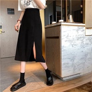 Chân váy dài chữ A bigsize CERA-Y form xẻ tà trước màu đen vải tuyết mưa CRCAV54