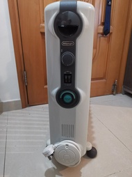 DELONGHI迪朗奇/多龍吉2100-2500W充油式電暖爐TRRS1225C
