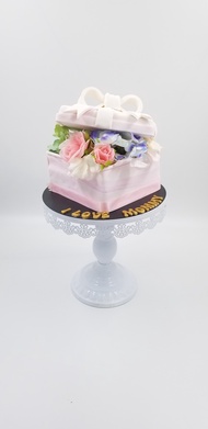 【Exclusive Offer!】Sweet Fantasy | Pick up at Tsuen Wan | 3D Sponge Cake | Roses 3D Cake | Free Custo