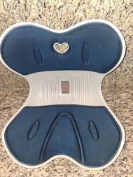 NGT矯正護腰坐墊 (加大升級款1.5kg)Corrective lumbar support seat坐櫈