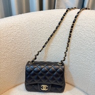 Chanel CF17黑金方胖子