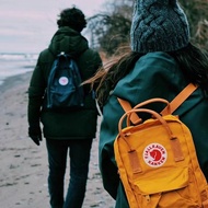 <INT>Fjallraven Kanken Unisex Backpack Waterproof Casual Schoool bag 7l 16l 20l
