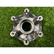💯100% ORIGINAL YAMAHA Y15ZR REAR HUB SPROCKET BELAKANG Y15 YSUKU STANDARD ORIGINAL HUB SPROCKET