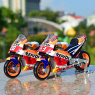 โมเดลมอเตอร์ไซค์ RCV 2018 เบอร์ 93 ขนาด 1 : 18