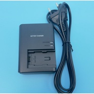 1PCS NEW CG-700E CG700 Battery Charger For Canon HFM50 HFR30 R32 R36 R38 R300 R306 camera HX1 HX100 