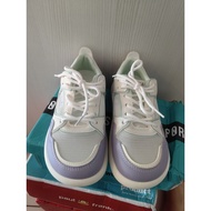 New Women Sneakers Sport Shoes 240 (38) Runs Small Size