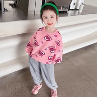 LJMOFA 2-9Y Girls Long Sleeved Top Spring and Autumn Strawberry Bear Cartoon Pattern Cute Hoodie