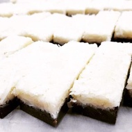 Coconut energy bar