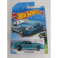 Hot Wheels '92 Ford Mustang