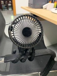 USB 充電 360° 翻轉迷你夾風扇帶靈活海綿三腳架嬰兒車跑步機嬰兒床汽車座椅旅行  lfmckp USB Rechargeable 360° Flip Mini Clamp Fan with Fl