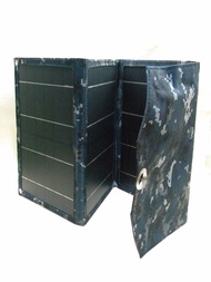 18W太陽能充電板 便攜式 雙USB輸出 可摺疊